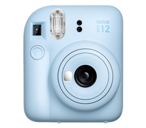 Nagrada: 1x polaroidni fotoaparat Instax by FUJIFILM.