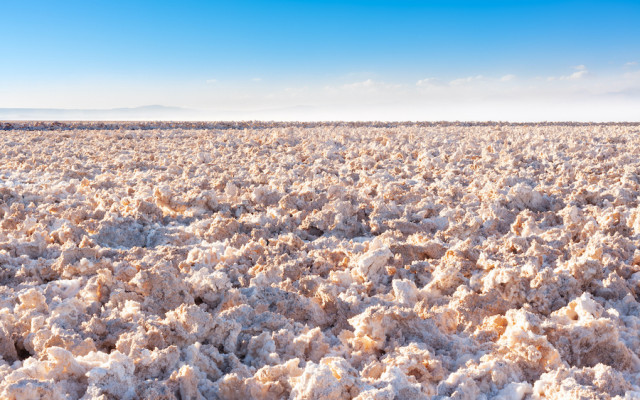 Slika zalog litija v salar de atacama v puscavi Atacama v Cilu 29052029